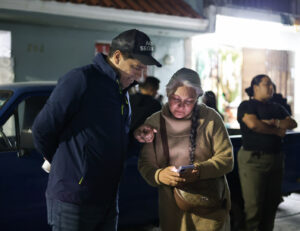Leo Montañez se Reúne con Vecinos de la Soberana Convención